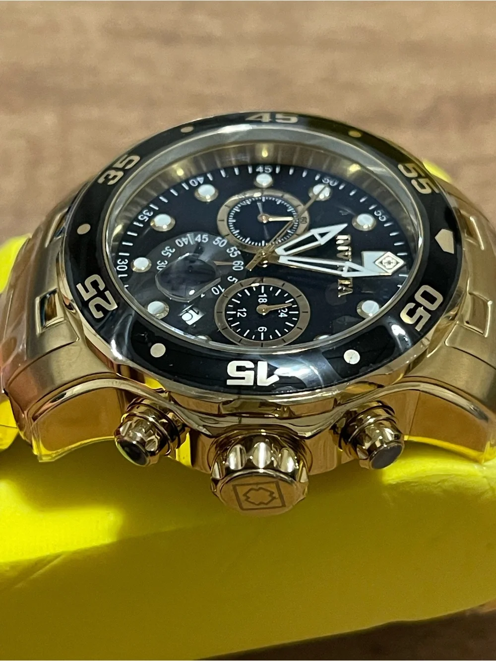 New Invicta Pro Diver SCUBA Men's Watch - 48mm. Gold & Black Dial and Bezel